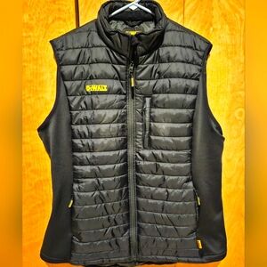 Black Dewalt Puffer Vest
